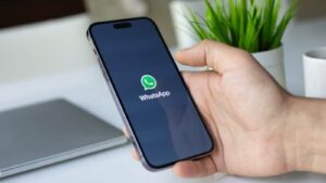 WhatsApp Global Outage Disrupts Communication Across Continents: Causes, Impact, and Recovery