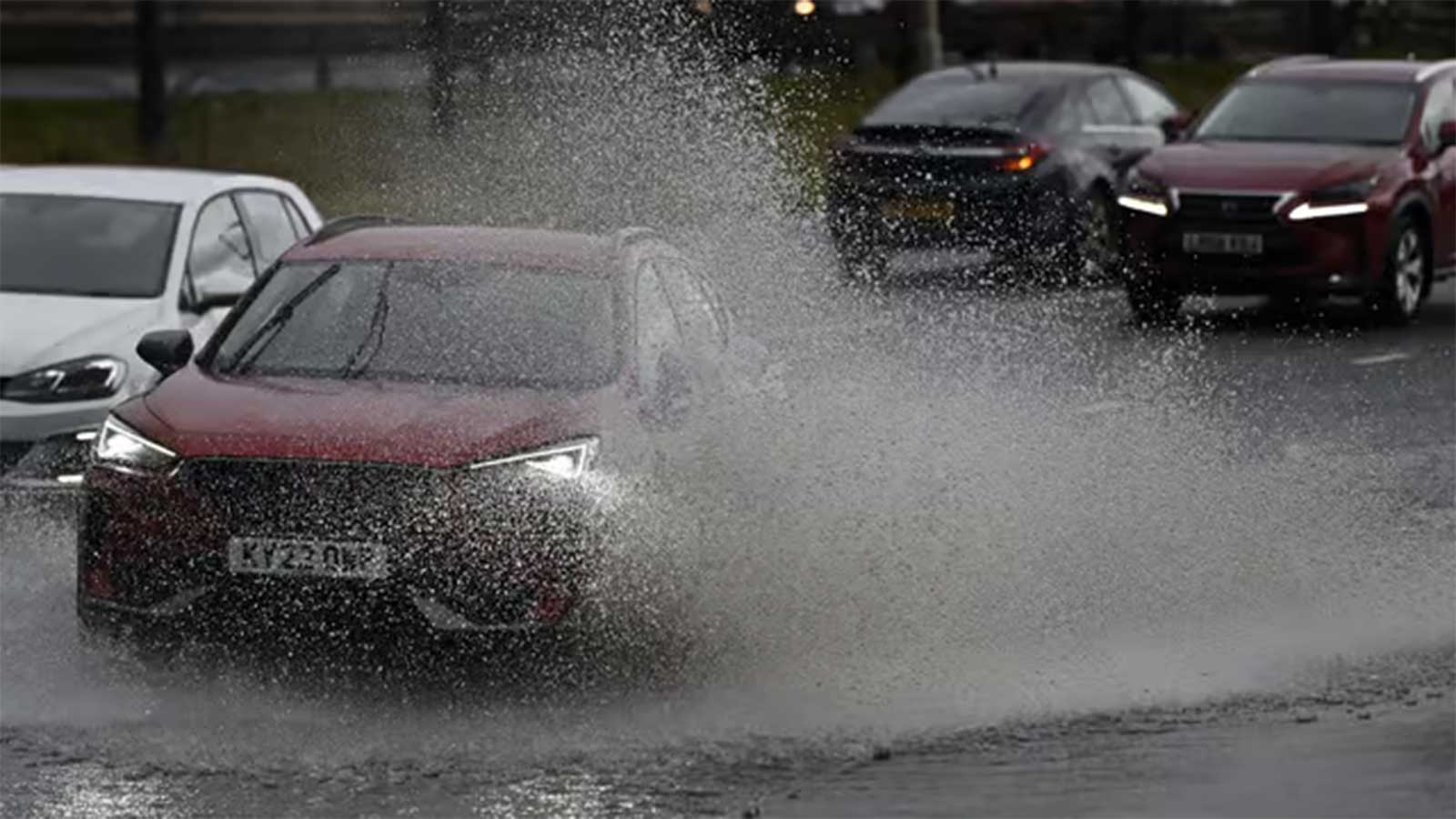 Amber Rainfall and Winter Storm Warnings Bring Flood and Snow Risks to UK and US