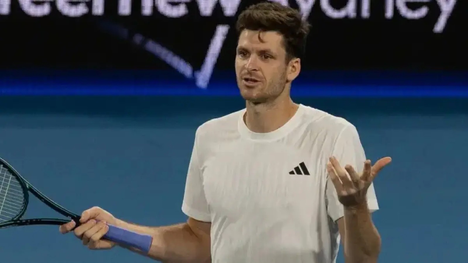 Hubert Hurkacz’s Early Exit at Australian Open 2026
