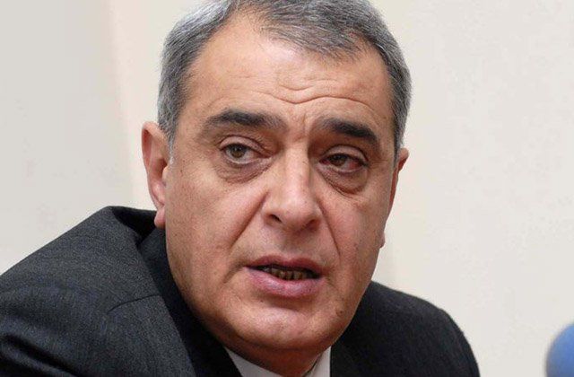 Շահնազարյանի կարծիքով, իշխանությունը բանակը դարձրել է թիրախ