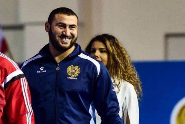 Փաշինյանի միջնորդությունը նախագահին