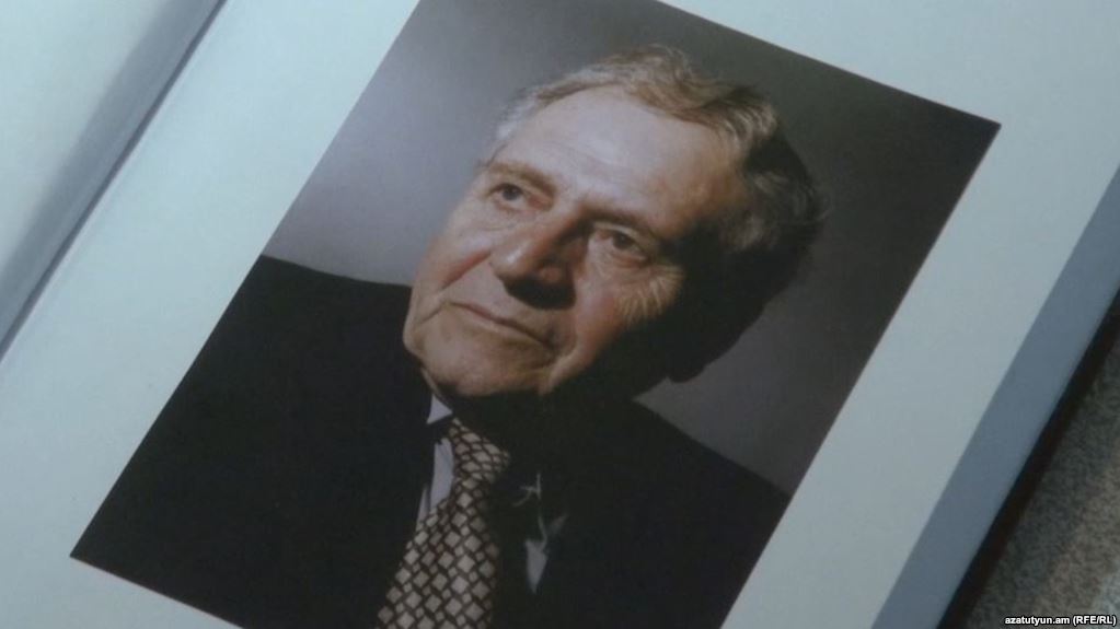 Մեկնարկեց ամերիկահայ գրող Գևորգ Քրիստինյանի ստեղծագործությունների ընթերցումների շարքը