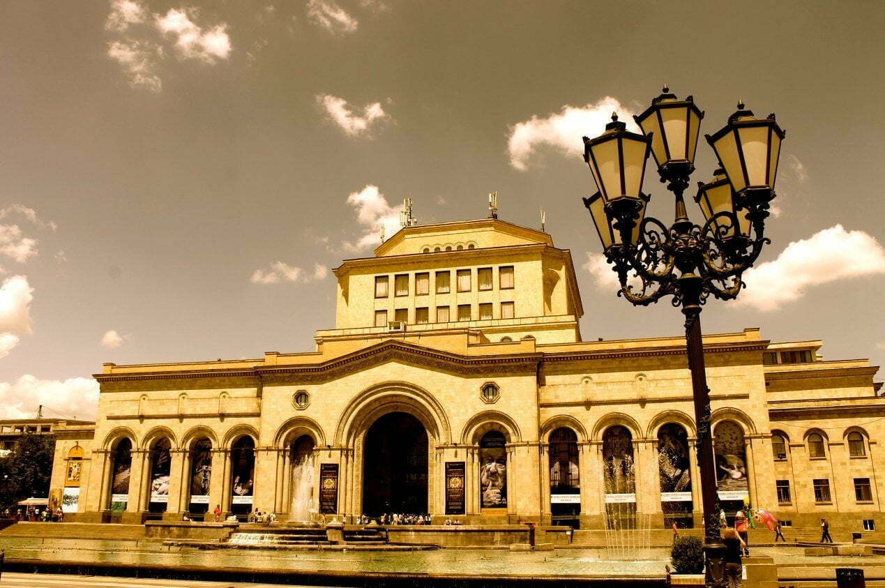 Լիբանանցի երիտասարդներն ավելի ու ավելի հաճախ են գալիս Երևան