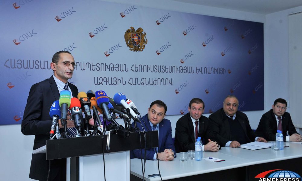 Սայաթ-Նովա-Խանջյան խաչմերուկի լուսացույցները կտեղափոխվեն երթևեկելի մասի վրա