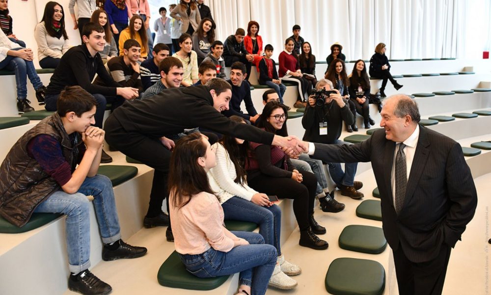 Շատ կարևոր է, որ այս կենտրոնը չդառնա երեխաներին հողից, գյուղից կտրելու ճանապարհ. Արմեն Սարգսյան