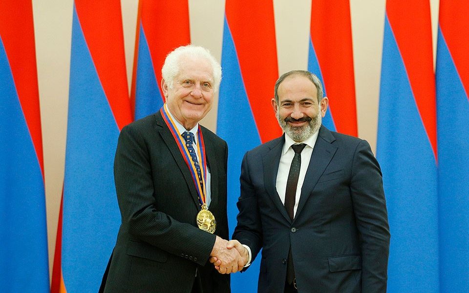 Ջեյմս Թրուշարդը՝ ՏՏ ոլորտում համաշխարհային ներդրման համար ՀՀ պետական մրցանակակիր