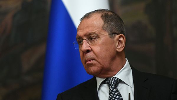 Մոսկվան և Տոկիոն սկսում են խաղաղության պայմանագրի խնդրի վերաբերյալ բանակցությունները. Լավրով