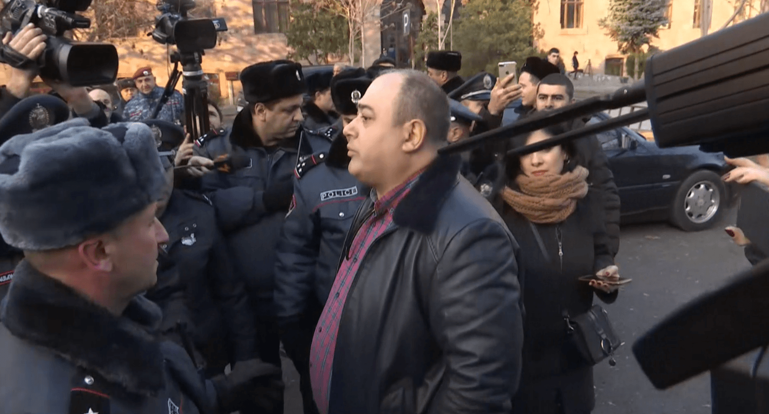 Ցուցարարների և Մանվել Գրիգորյանի պաշտպանի միջև ընդհարում տեղի ունեցավ