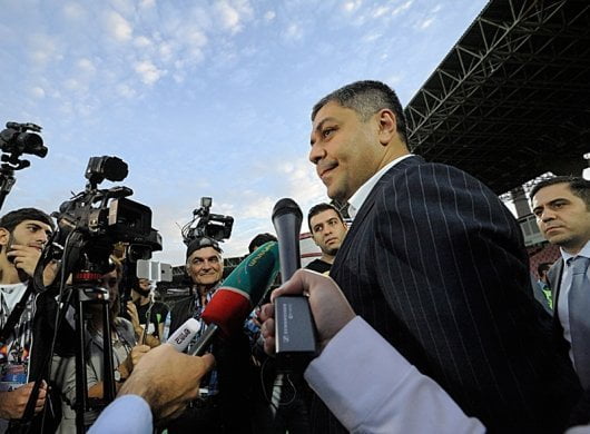 Վանեցյան. «Խոստանում եմ վիրավորված զինծառայողներին աշխատանքի ընդունել ՀՖՖ-ում և ԱԱԾ-ում»