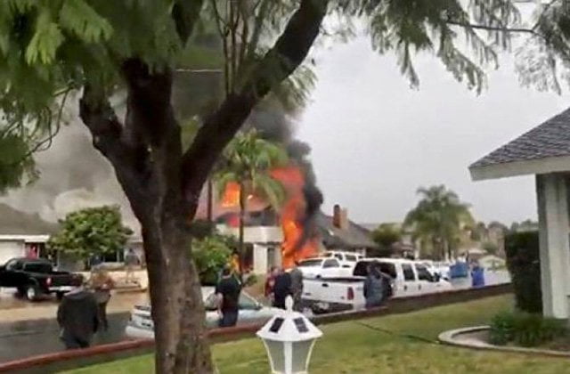 Ավստրալիայում ինքնաթիռն ընկել է բնակելի շենքի բակում