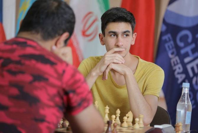 Գրոսմայստեր Արման Միքայելյանն Իրանի մրցաշարի առաջատարներից հետ է կես միավորով
