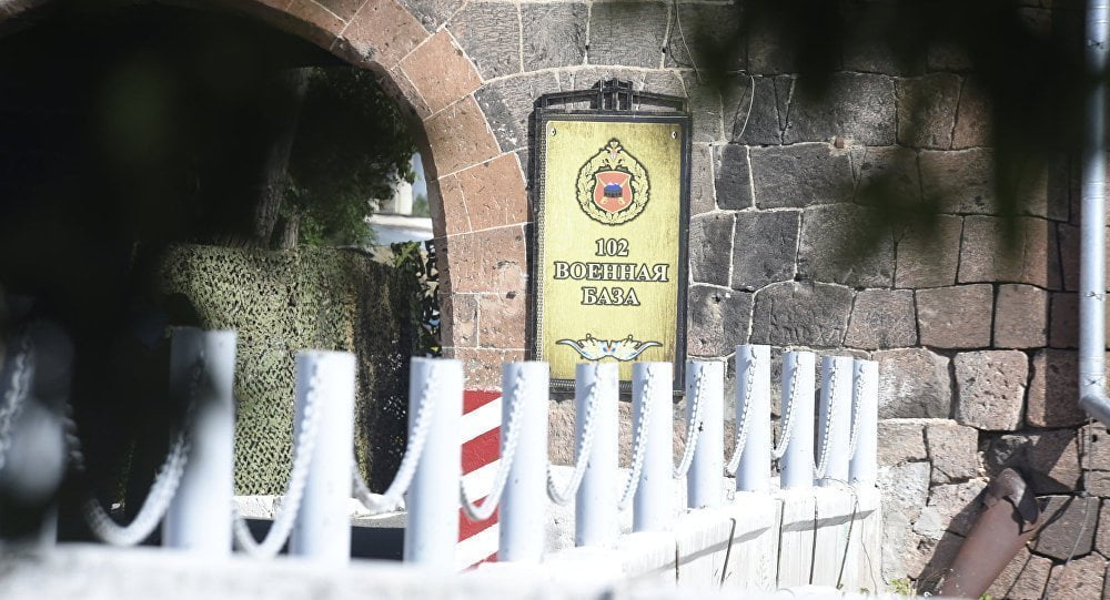 Գյումրու 102-րդ ռազմակայանի զինծառայողները տեղեկատվական ակցիա են անցկացրել