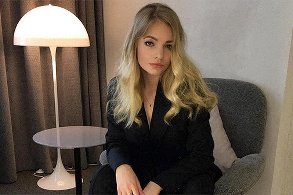 Պուտինի խոսնակ՝ Պեսկովի դուստրը փորձաշրջան է անցնում Եվրախորհրդարանում