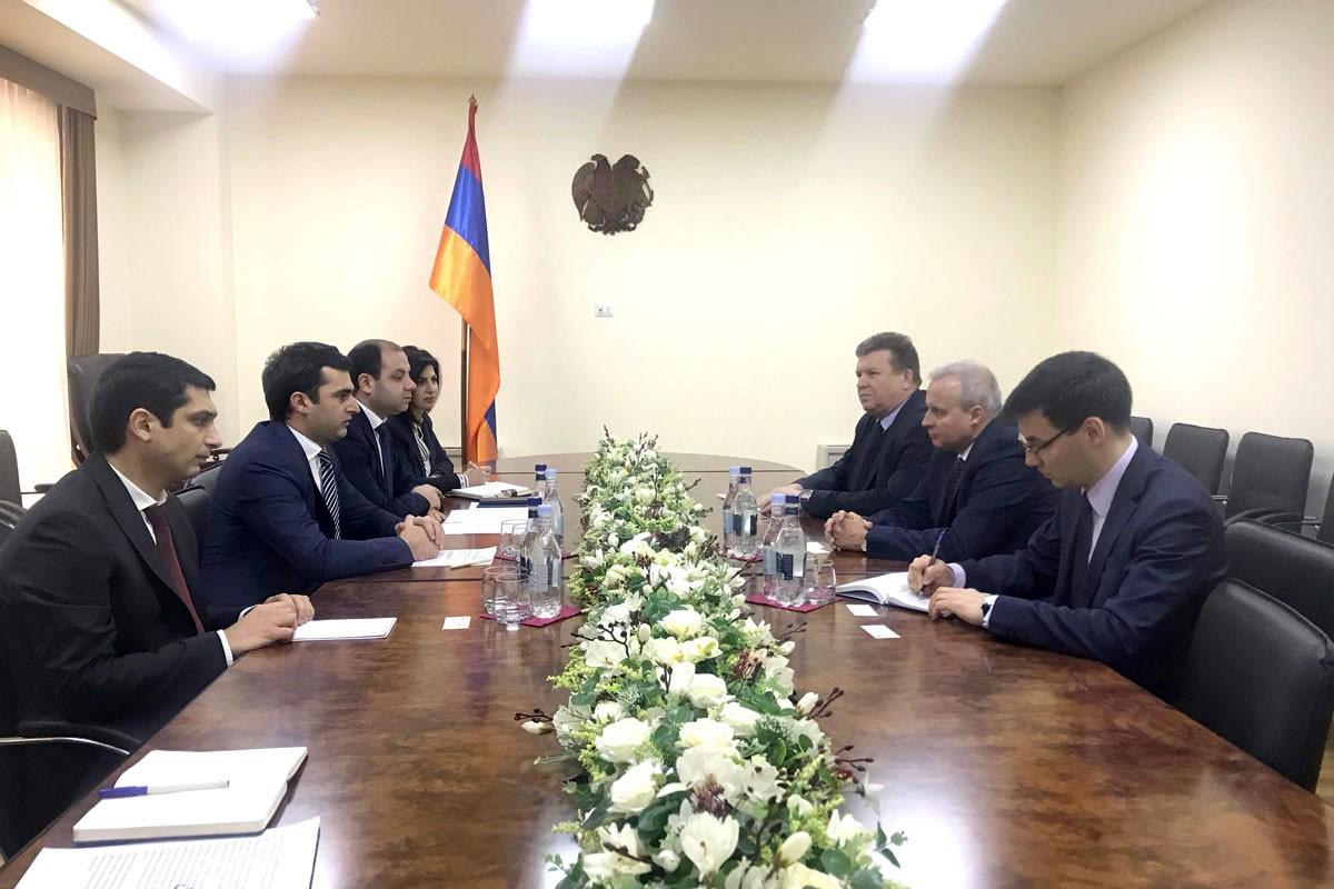 Հակոբ Արշակյանն ընդունել է ՌԴ դեսպանին