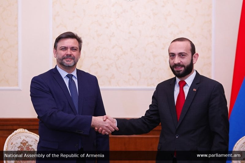 Արարատ Միրզոյանն ընդունել է Հայաստանում Չեխիայի դեսպանին