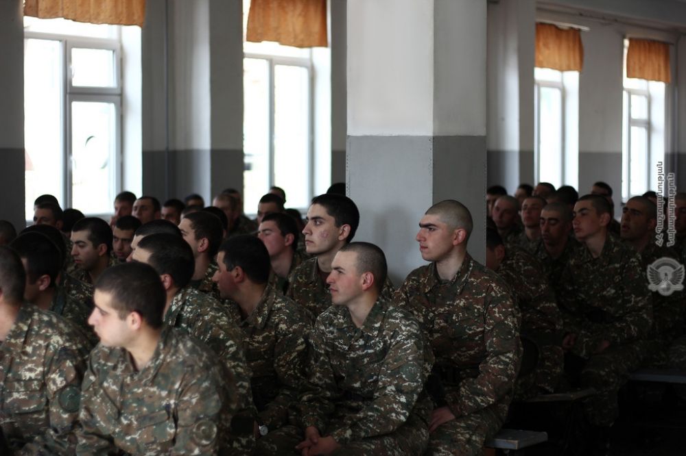 Զինծառայողների շրջանում բացատրական աշխատանքներ են տարվել