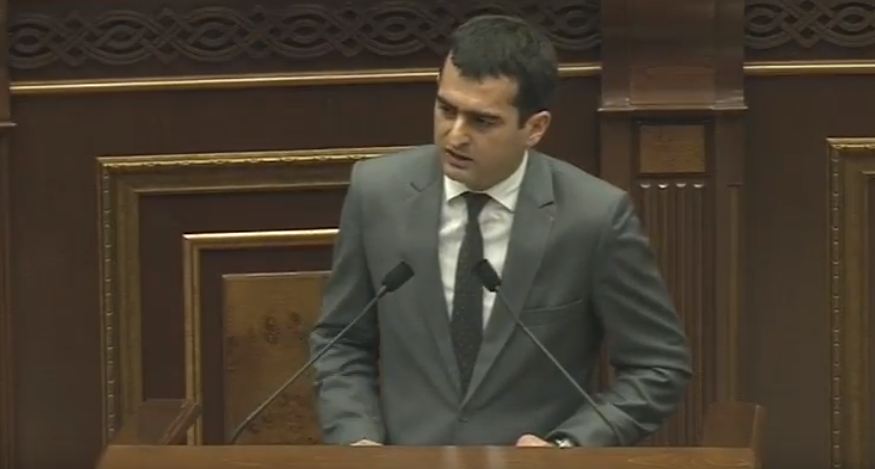 Աջ ղեկով մինչև 1000 մեքենա է ներմուծվելու Հայաստան ըստ նախագծի. Հակոբ Արշակյան