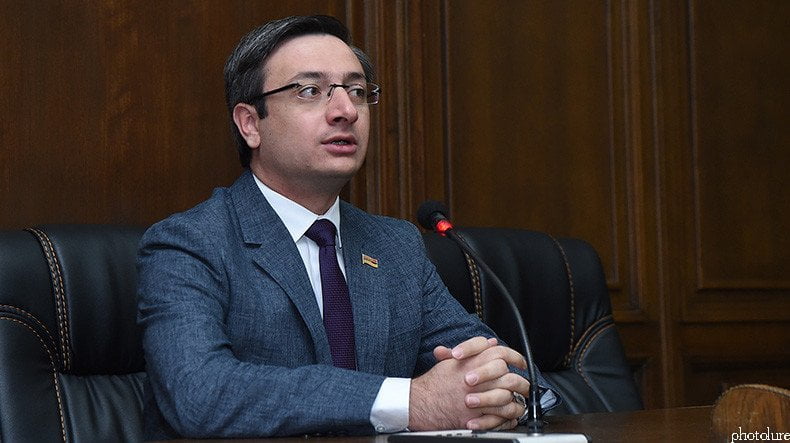 Գորգիսյանի շնորհավորանքը և կիսամերկ կնոջ նկարները քննարկումների տեղիք են տվել․ Սա ԱԺ պատգամավորին հարիր պահվածք չէ