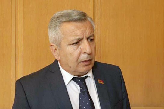 Առաջարկում եմ ԱԺ արտագնա նիստ կազմակերպել Գյումրիում. Սերգեյ Բագրատյան