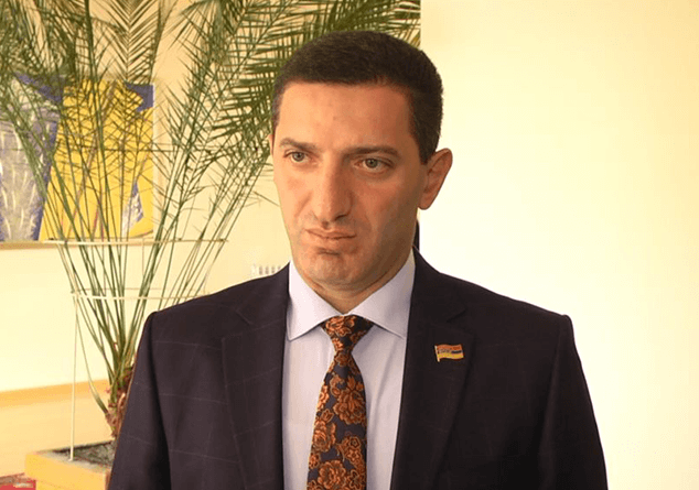 Ես ձեր մատնանշած հեռուստաընկերությունում, ձեր մատնանշած հաղորդման շրջանակում բանավեճի առաջարկ եմ անում. Գևորգ Պետրոսյանը Հերիքնազ Տիգրանյանին