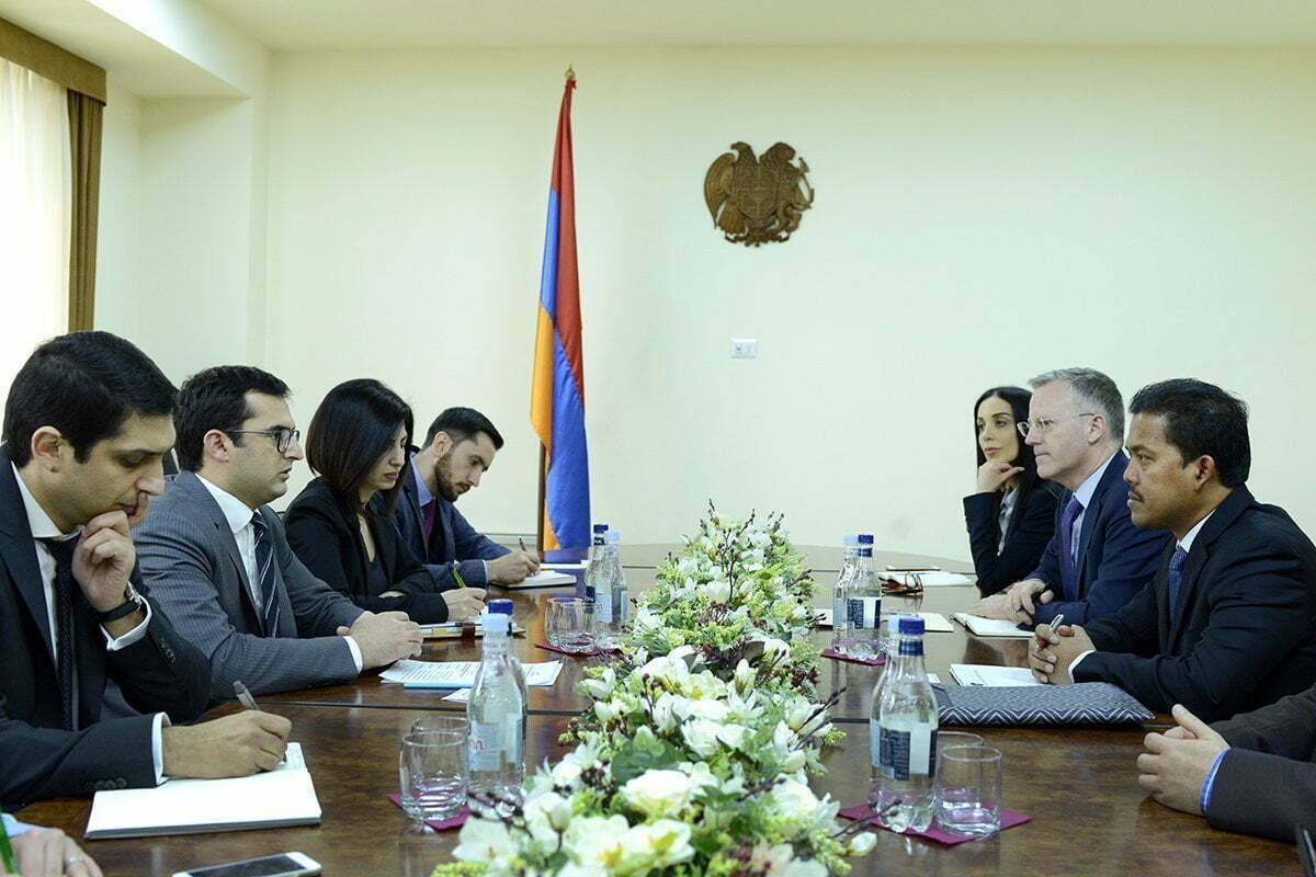 Նախարարն ընդունել է Ասիական զարգացման բանկի գործադիր տնօրենին