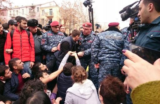 Բերման ենթարկված 16 ցուցարարներն ազատ են արձակվել․ ոստիկանություն