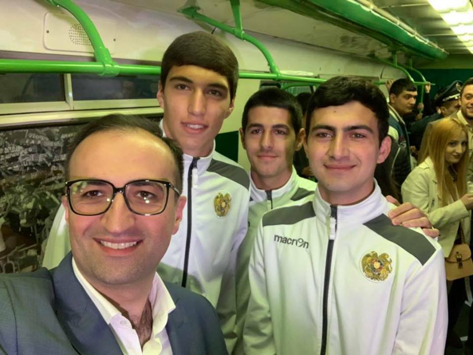 Մեր հավաքականին հաղթանակ եմ մաղթում. Արսեն Թորոսյան