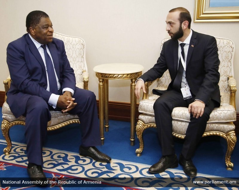 ԱԺ նախագահը Կատարի Պետությունում հանդիպել է Միջխորհրդարանական միության գլխավոր քարտուղարի հետ