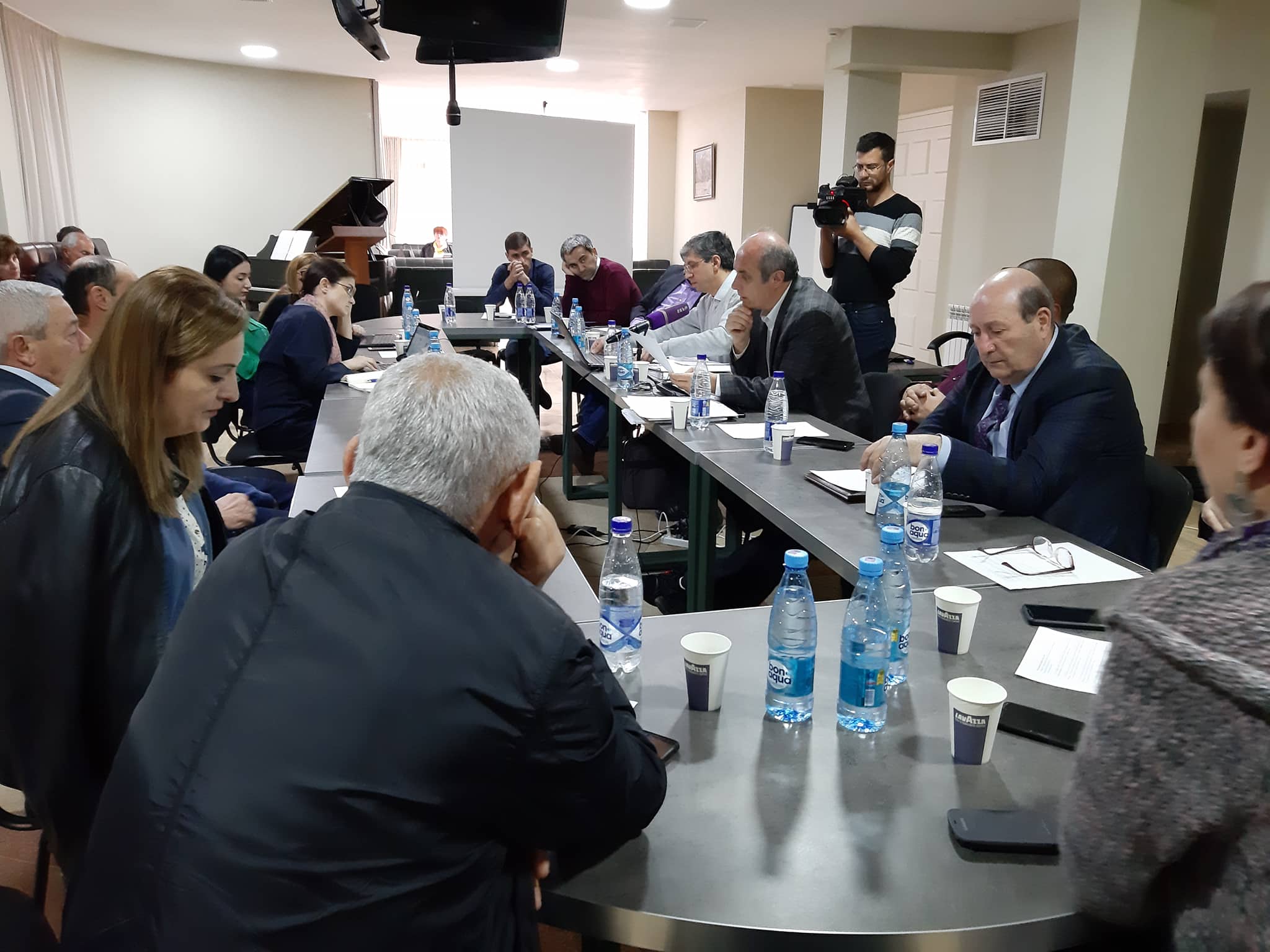 Շիրակի պետական համալսարանի ռեկտորի պաշտոնի համար կպայքարի 3 թեկնածու