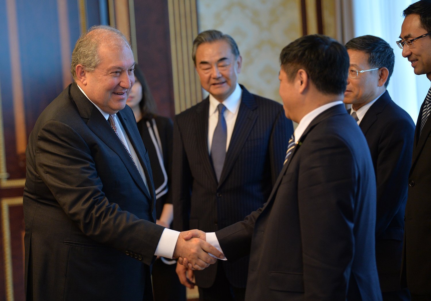 Արմեն Սարգսյանը ընդունել է ՉԺՀ արտգործնախարար Վան Իին