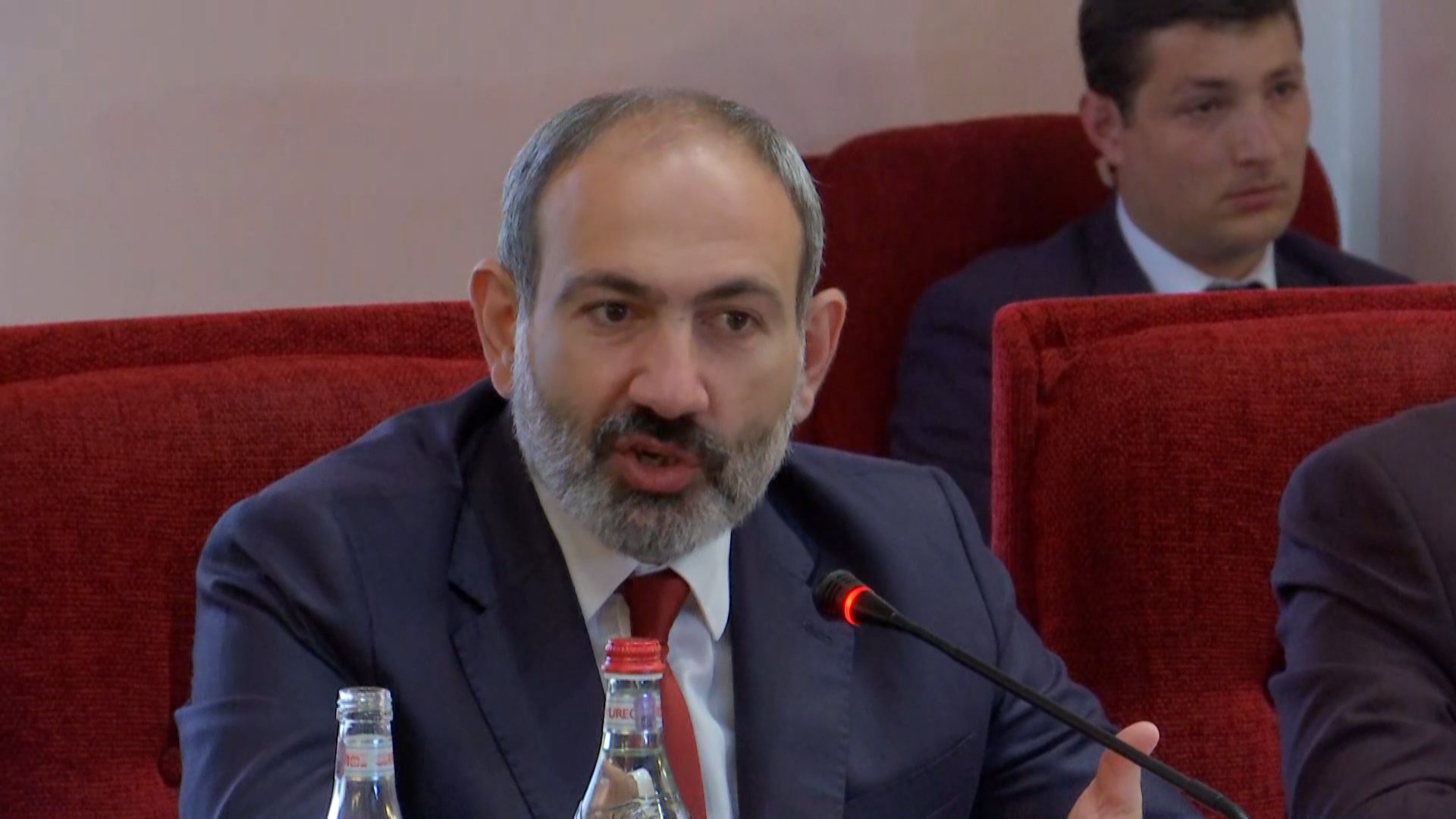 Կառավարությունը պետք է գիտական ու փորձագիտական հանրության հետ լինի մշտական հաղորդակցության մեջ․ Նիկոլ Փաշինյան մասնակցում է տնտեսական համաժողովի