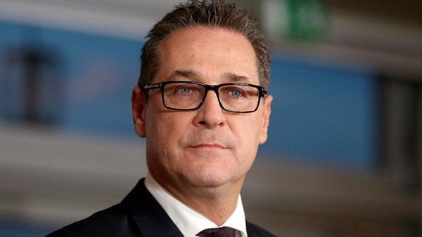 Ավստրիայի փոխքարտուղարը հրաժարական է տվել սկանդալային տեսանյութից հետո