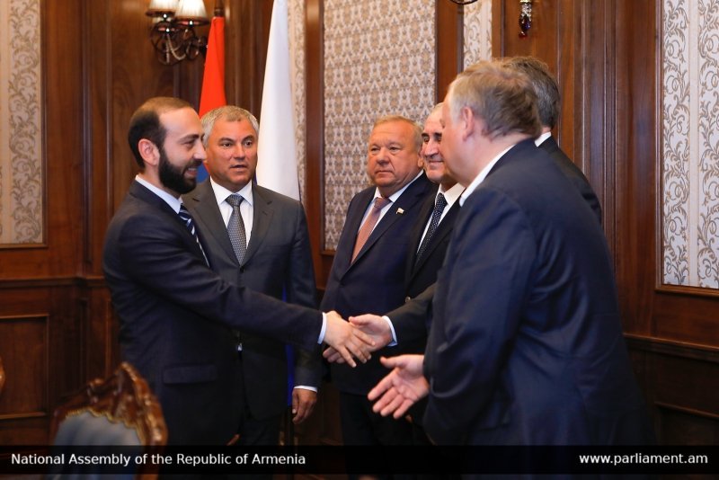 Արարատ Միրզոյանը հանդիպել է ՌԴ Դաշնային ժողովի Պետական դումայի նախագահի հետ
