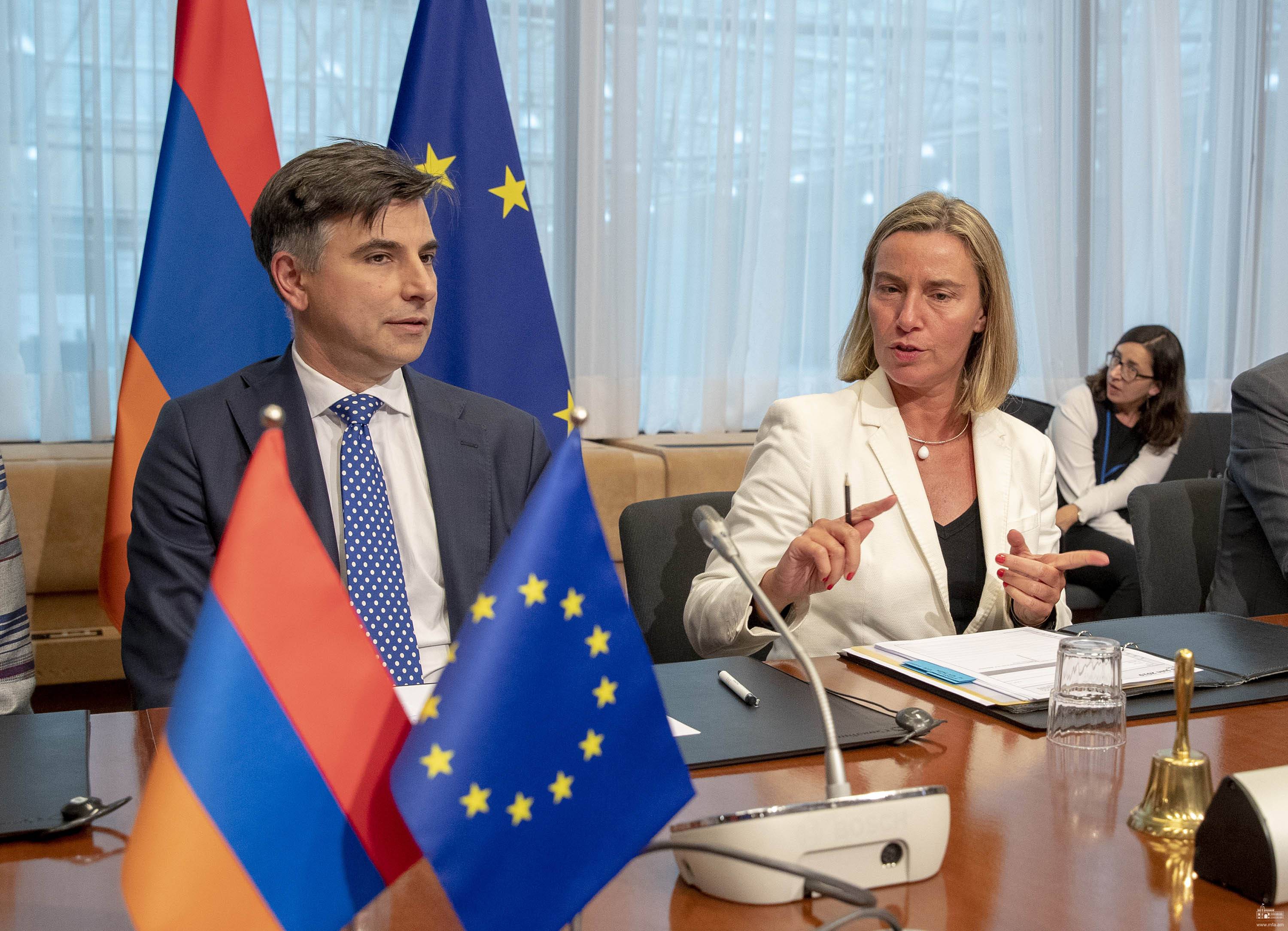 Հայաստանի և Եվրամիության միջև գործընկերության խորհրդի երկրորդ նիստի արդյունքներով համատեղ մամուլի հայտարարություն (ՏԵՍԱՆՅՈՒԹ)