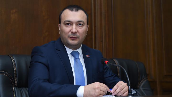 Տիգրան Ուրիխանյանի մանդատը վայր դնելու դիմում չեմ տեսել. Վահե Էնֆիաջյան