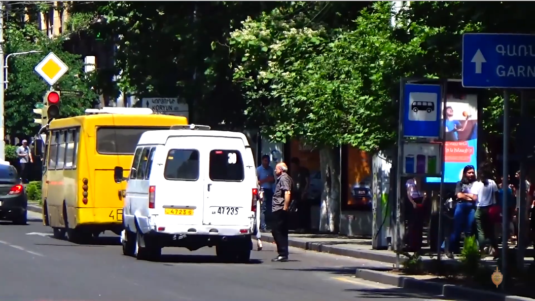 Ավտոբուսում գողություն կատարած գրպանահատը բերման ենթարկվեց (ՏԵՍԱՆՅՈՒԹ)