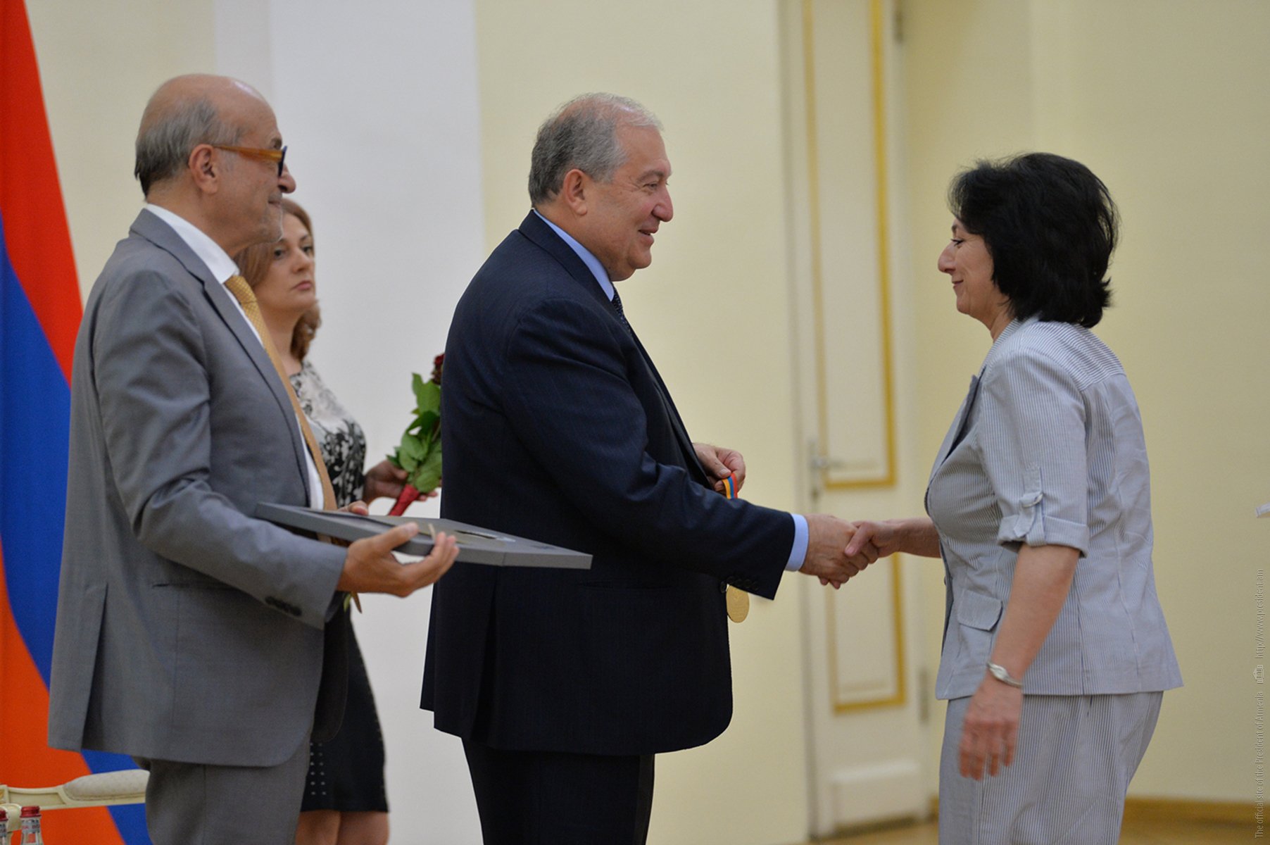 ՁԻԱՀ-ի կանխարգելման հանրապետական կենտրոնի մասնագիտական խումբը` ՀՀ  նախագահի մրցանակակիր