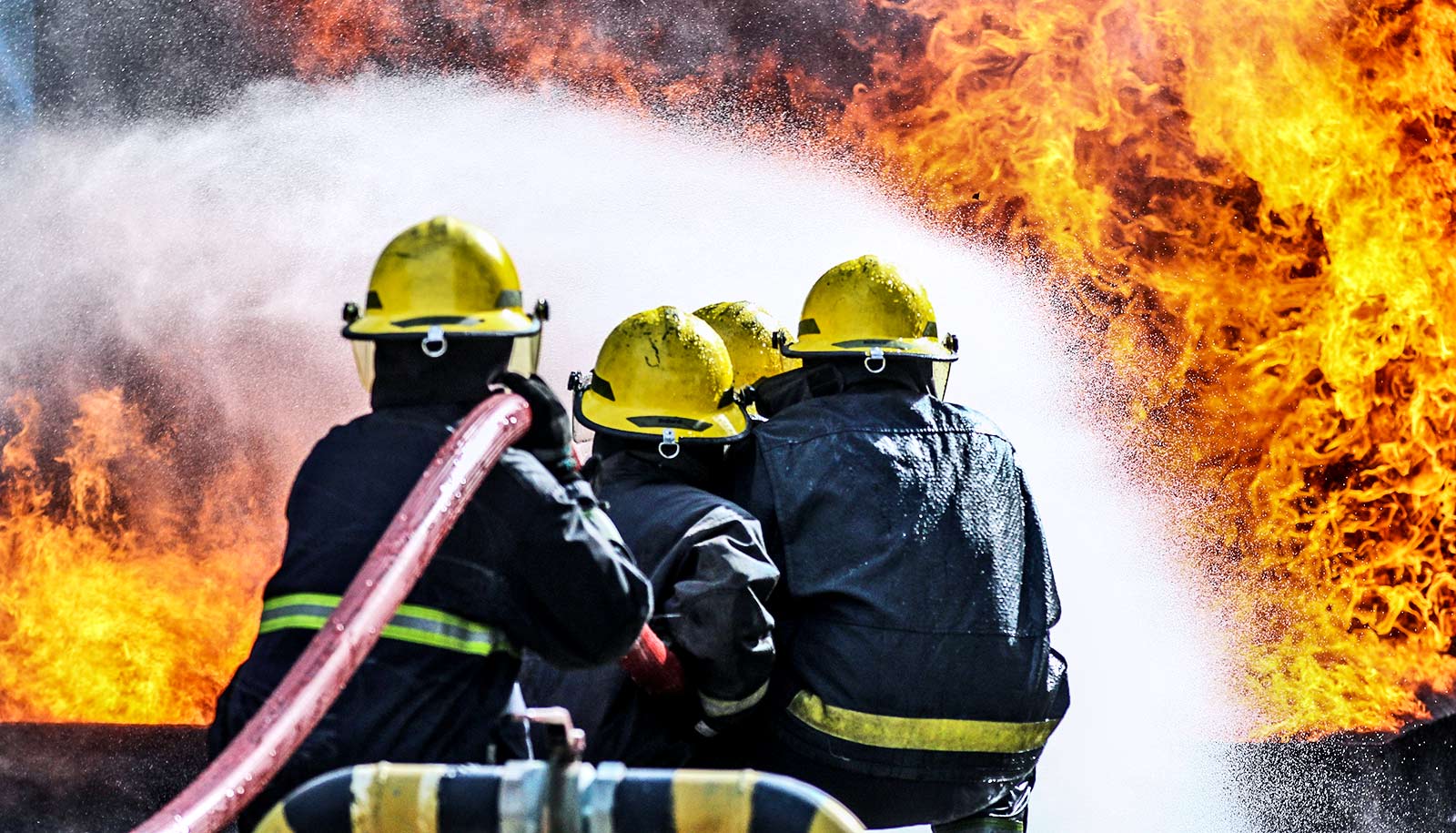 Հրդեհ «Փարվանա» ռեստորանի հարևանությամբ