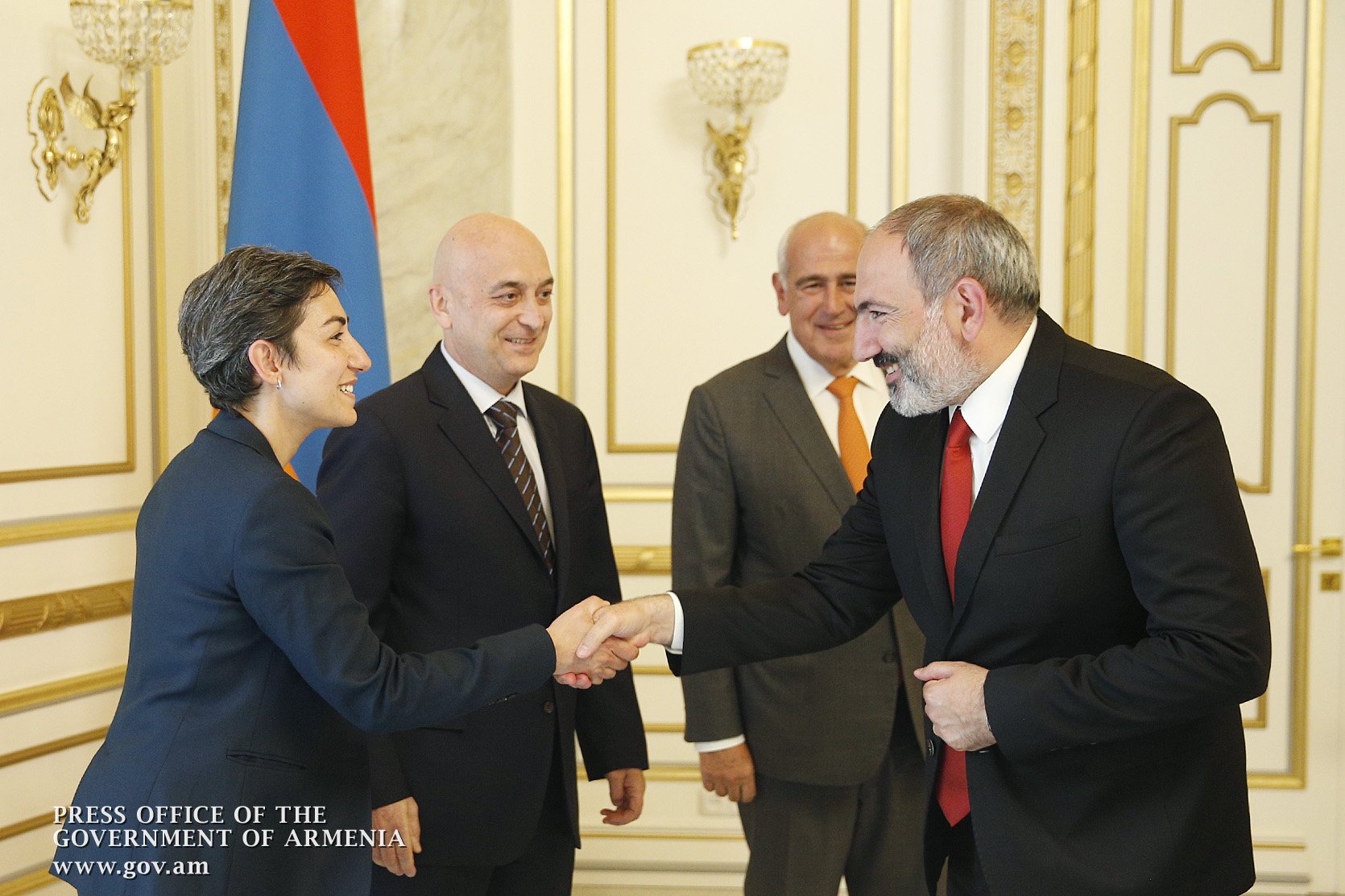 Վարչապետը ՀԲԸՄ նախագահի հետ քննարկել է առաջիկա նախաձեռնությունները