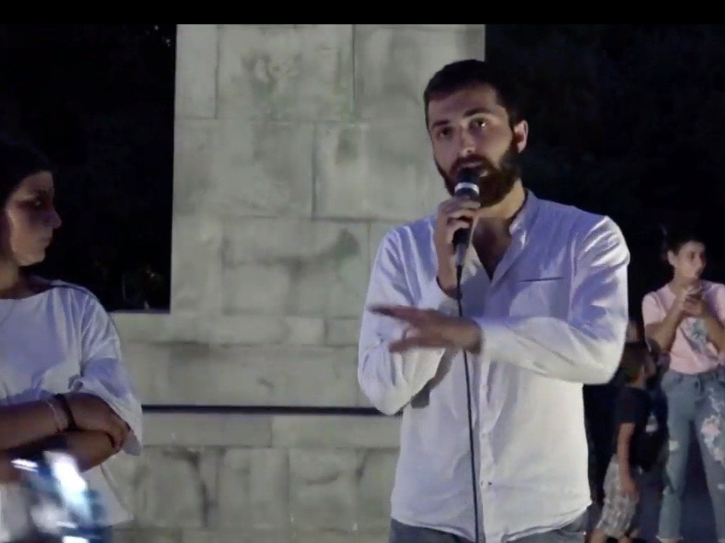 Հանրահավաք Էջմիածնում՝ քաղաքապետ Դիանա Գասպարյանի հրաժարականի պահանջով (ՈՒՂԻՂ ԵԹԵՐ)