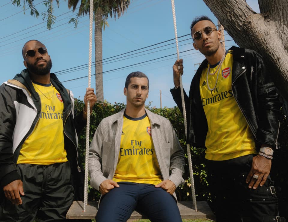 Մխիթարյանը ևս ներկայացրել է Արսենալի արտագնա մարզաշապիկը