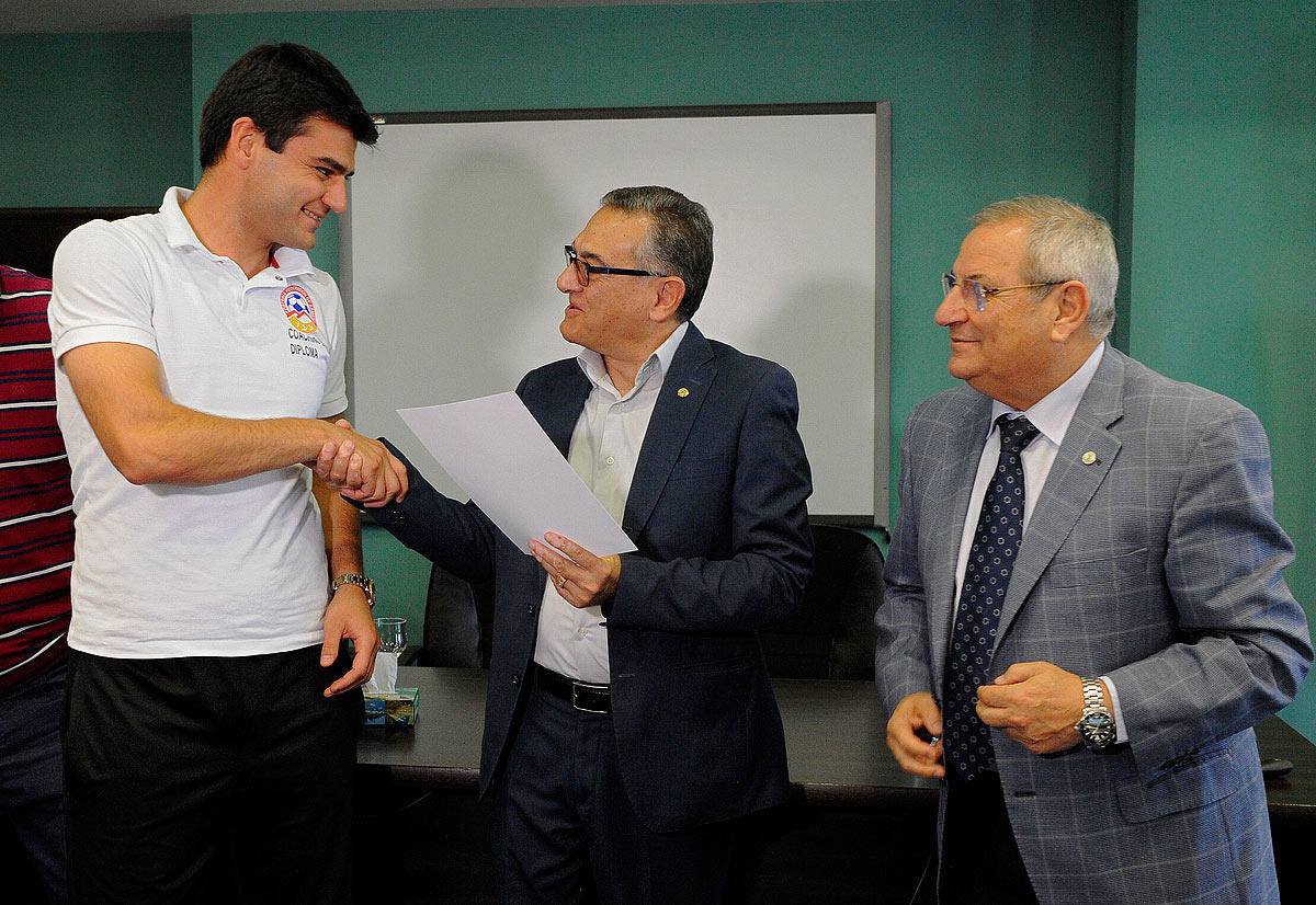 Ռոբերտ Արզումանյանը մարզչական արտոնագիր է ստացել