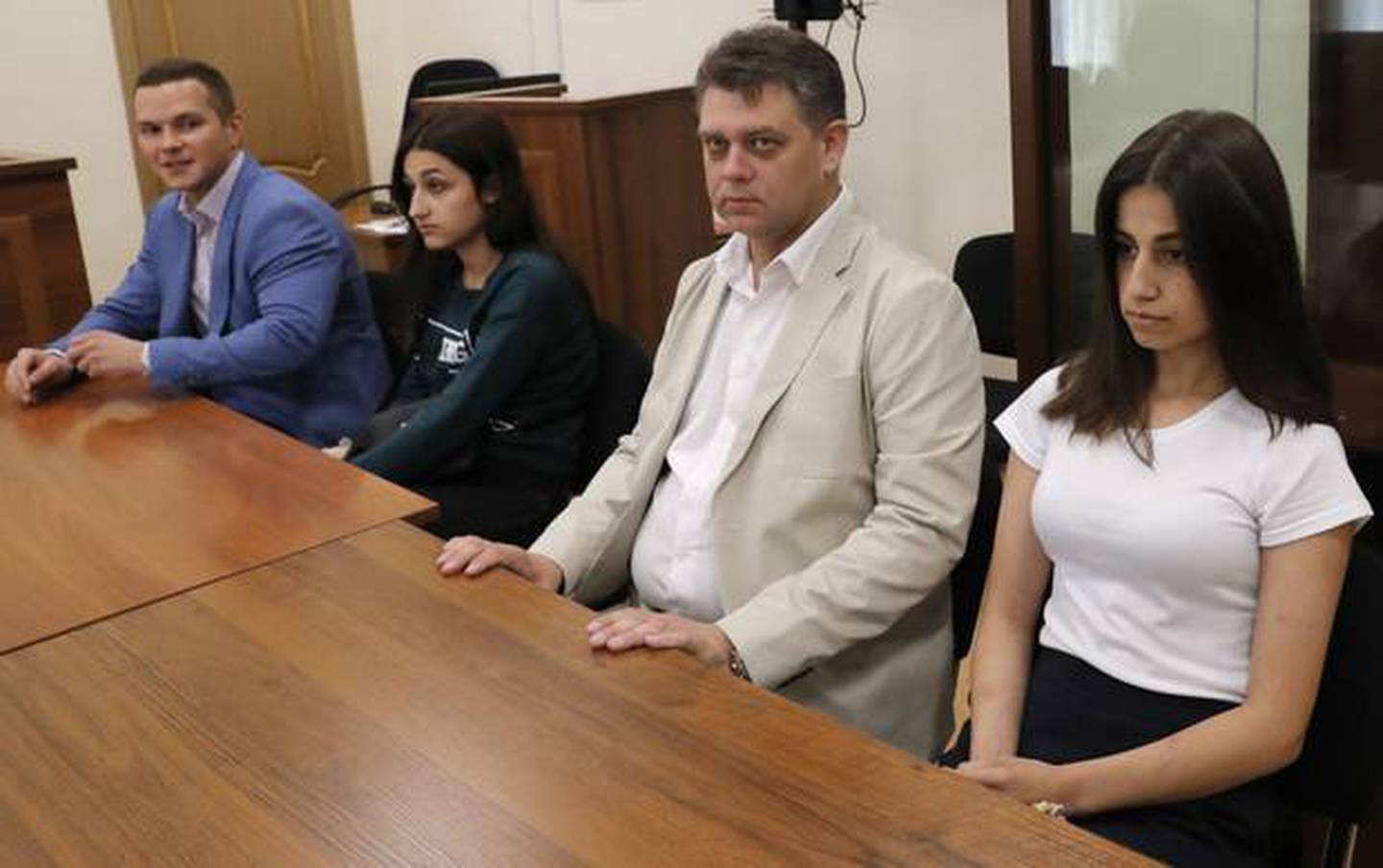 Դատարանը երկարացրել  Խաչատուրյան քույրերի խափանման միջոցը