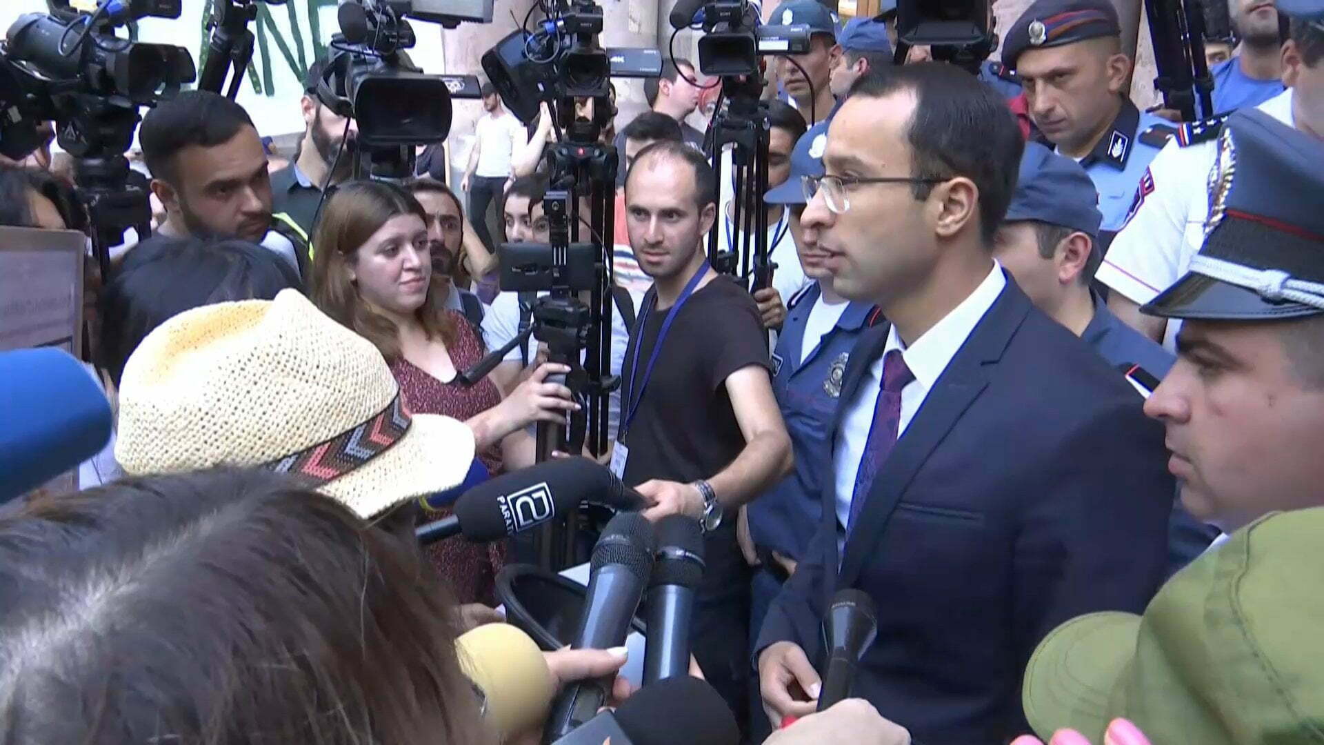 Վարչապետի օգնականը կփորձի կազմակերպել Փաշինյանի հետ բնապահպանների հանդիպումը