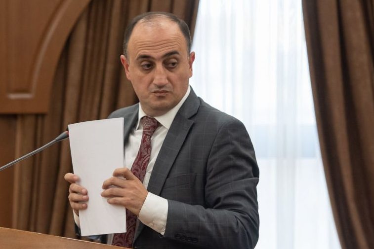 Հենրիկ Նավասարդյանի տրանսպորտի գիծը իրենը չէ, տղաներինն է. փոխքաղաքապետ