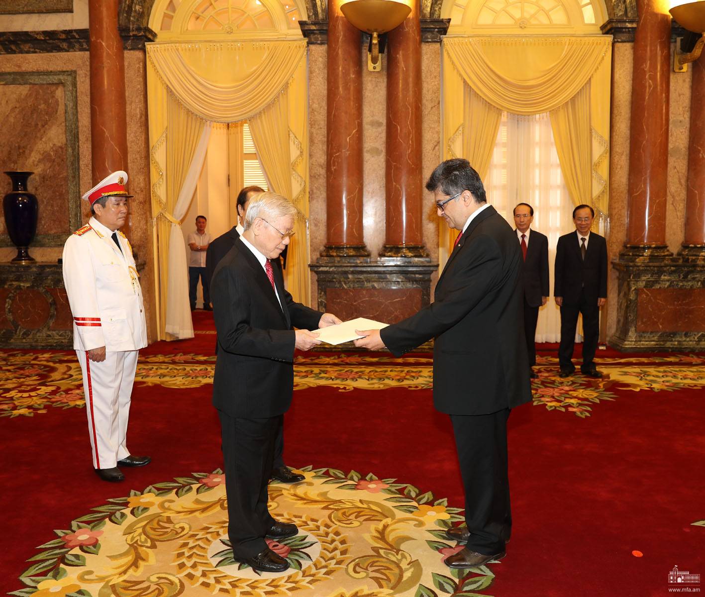 Դեսպան Կաժոյանն իր հավատարմագրերը հանձնեց Վիետնամի նախագահին