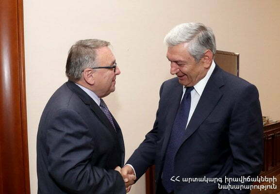 Ֆելիքս Ցոլակյանն ընդունել է Չեխիայի նորանշանակ դեսպանին (ՏԵՍԱՆՅՈՒԹ)