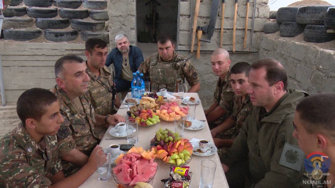 Աշխատանքային այցով առաջնագծում է եղել Դավիթ Տոնոյանը