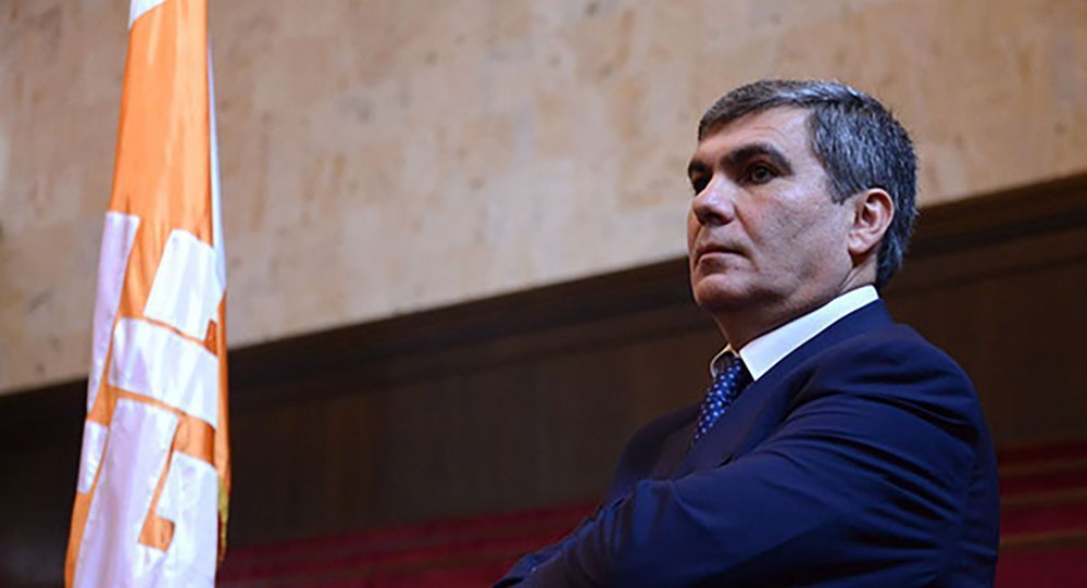 Արամ Սարգսյանը քաղաքական ինքնասպանություն գործեց․ Արա Պապյան