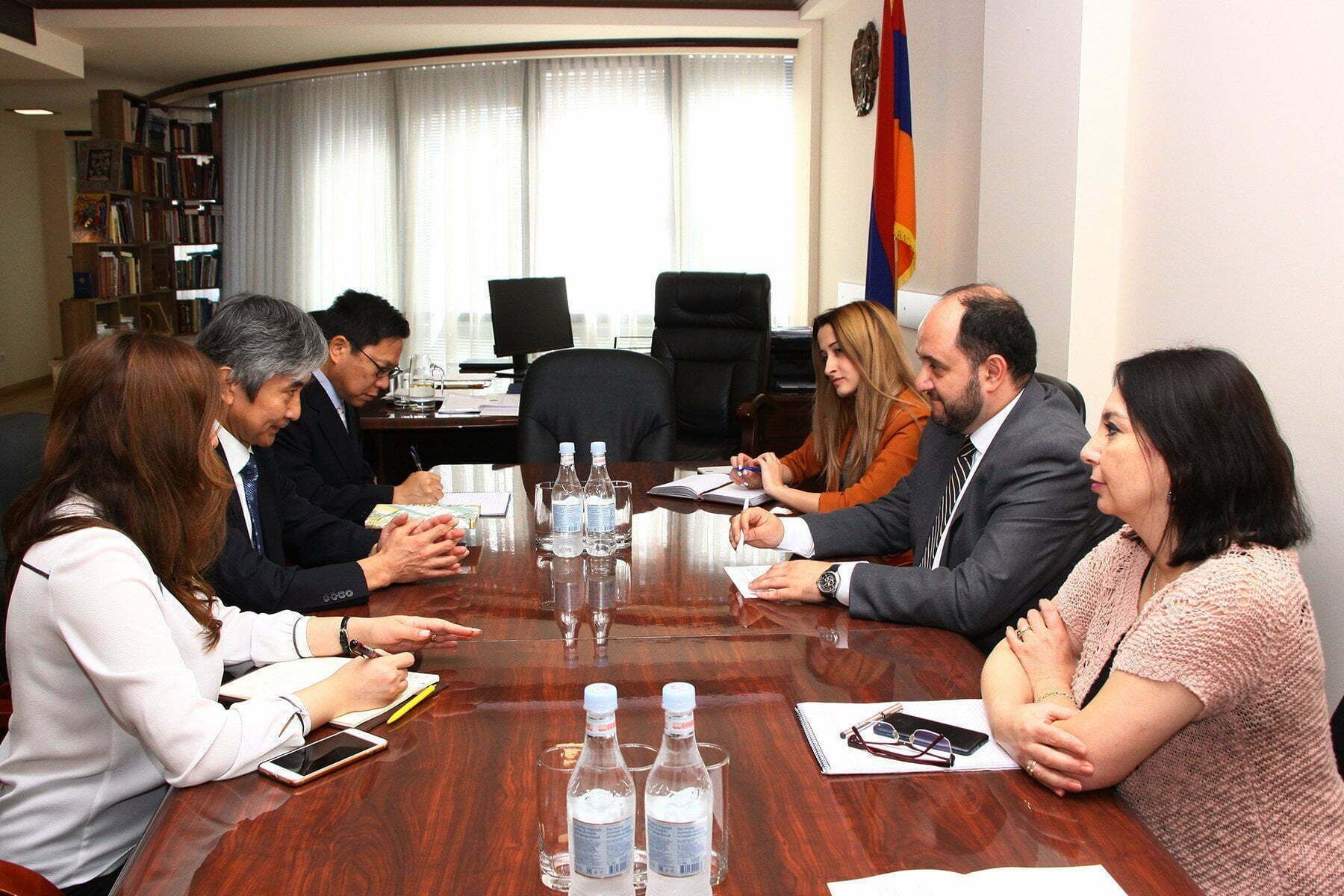 Արայիկ Հարությունյանն ընդունել է Ճապոնիայի դեսպան Ջուն Յամադային